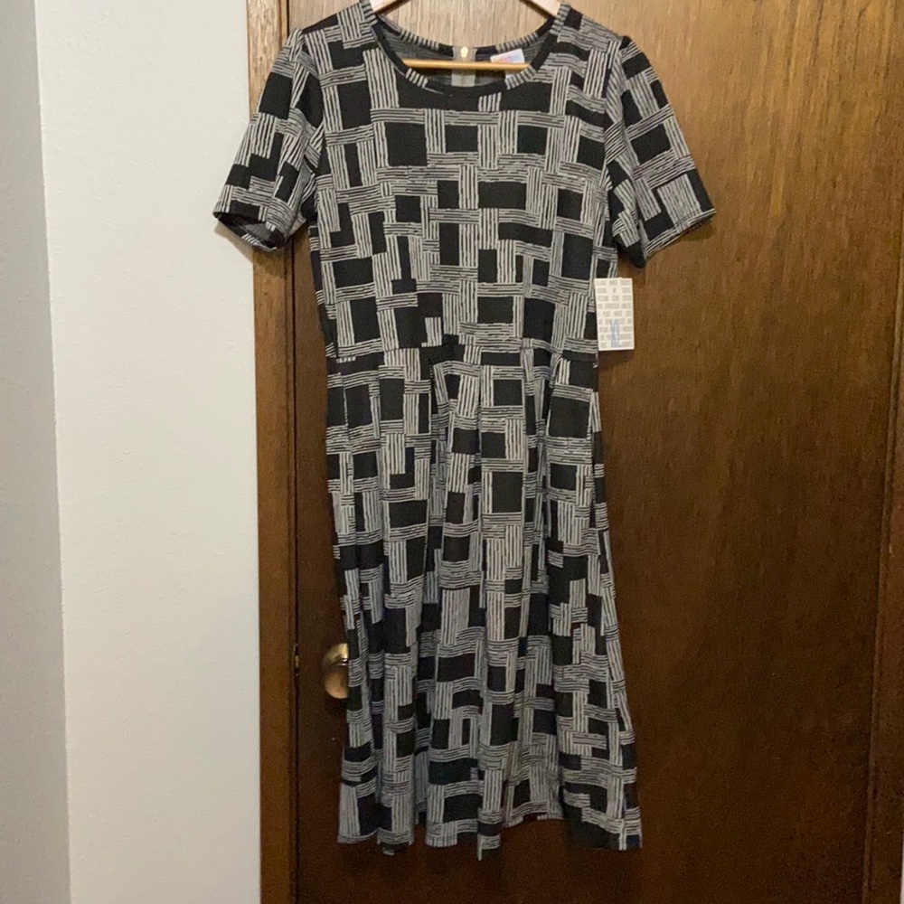 Dress size xl. Black and gray